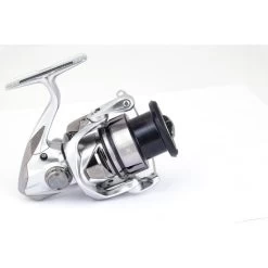 Shimano Stradic 2500 HG FL 9 Shimano Stradic 2500 HG FL -Shimano Geschäft Shimano20Stradic20250020FL3 550x550 2