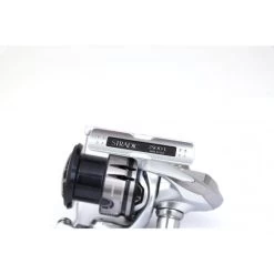 Shimano Stradic 2500 FL 9 Shimano Stradic 2500 FL -Shimano Geschäft Shimano20Stradic20250020FL4 550x550 1